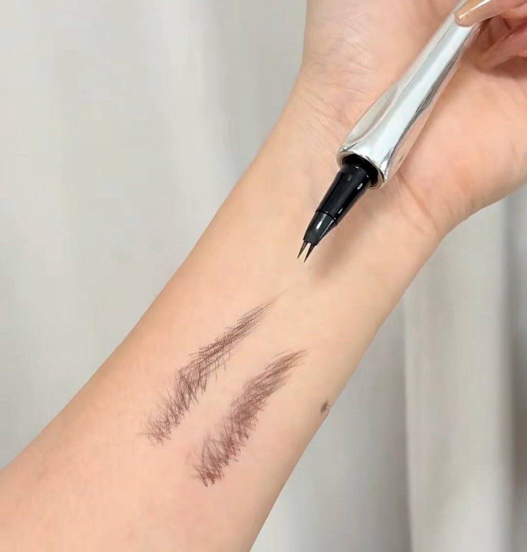 CENSTO Two-Claw Eyebrow Pencil 0.8g 三资堂二叉眉笔