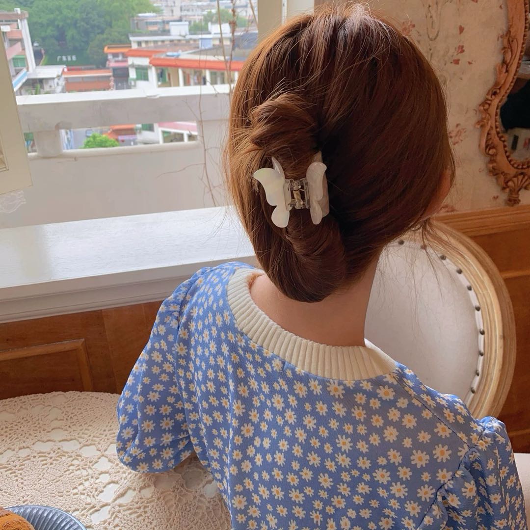 CuteHart Butterfly Claw Clip - Romantic French Claw Clip for a Dreamy and Elegant Look 2pcs 超仙浪漫蝴蝶抓夹展现优雅法式气质