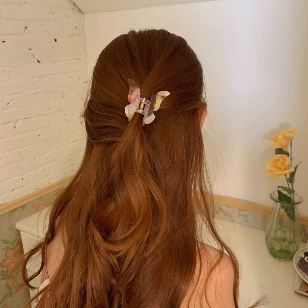 CuteHart Butterfly Claw Clip - Romantic French Claw Clip for a Dreamy and Elegant Look 2pcs 超仙浪漫蝴蝶抓夹展现优雅法式气质