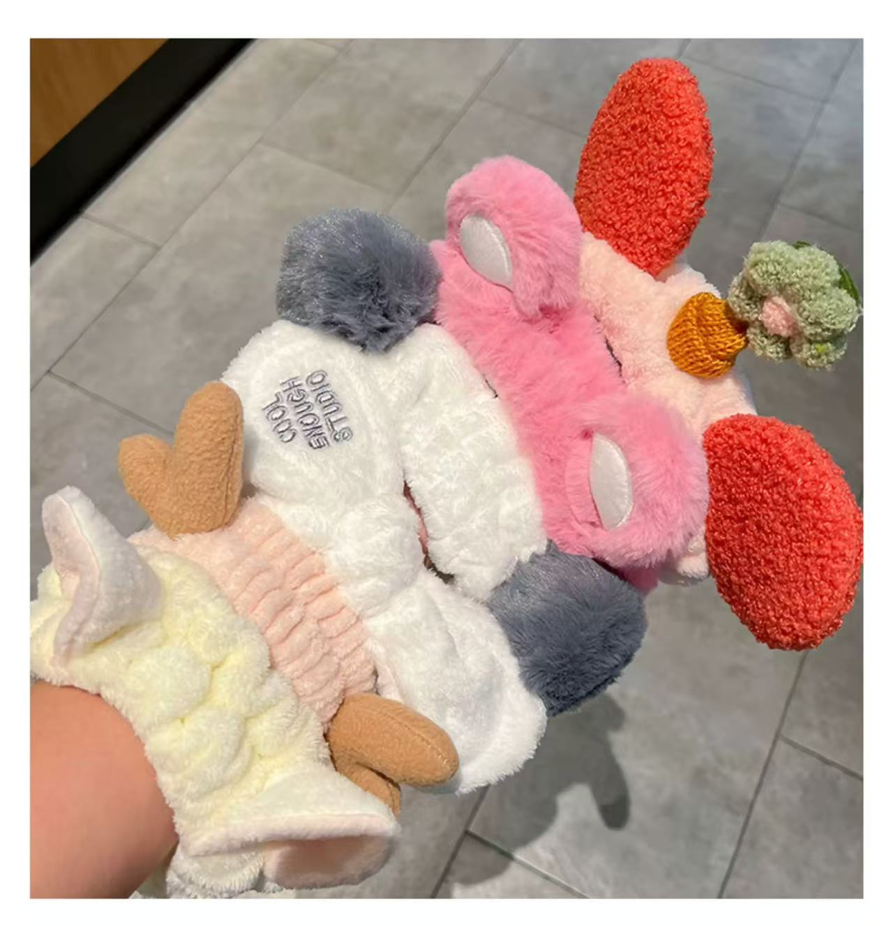 CuteHart Cute Cartoon Plush Face Wash Headband - Soft Cute Headbands for Skincare 1pc 可爱卡通毛绒洗脸发带柔软呵护肌肤