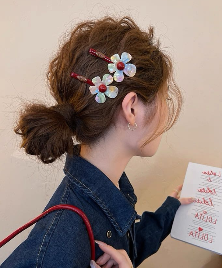CuteHart Flower Hair Clip - Vibrant and Colorful Bangs Hair Clip with Floral Design for a Fresh Look 2pcs 春夏幻彩醋酸花朵发夹展现清新活力