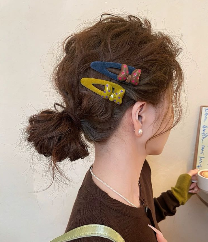 CuteHart Hair Clip Bow - Adorable Bangs Hair Clip with Polka Dot Bow for a Lighthearted Look 2pcs 可爱波点蝴蝶结发夹增添俏皮浪漫气息