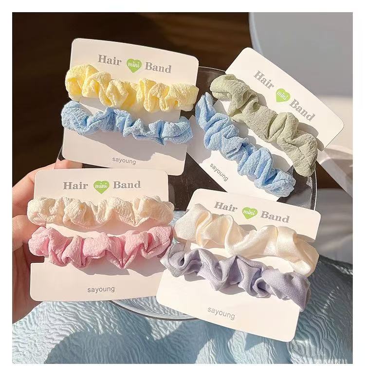 CuteHart Simple Colorful Satin Hair Tie - Chic Piggy Large Intestine Hair Tie for a Stylish Look 2pcs 简约彩色缎面猪大肠发圈带来时尚造型