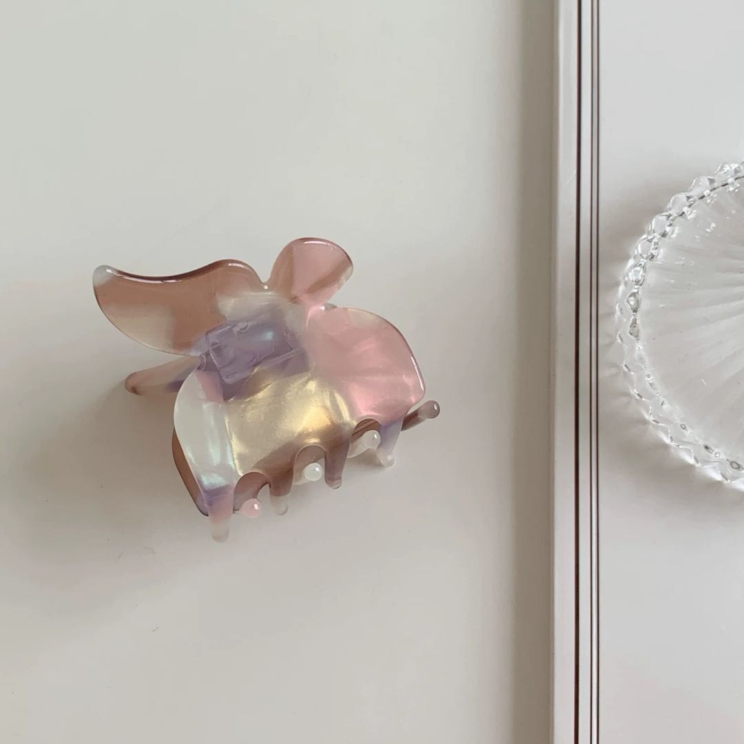 CuteHart Butterfly Claw Clip - Romantic French Claw Clip for a Dreamy and Elegant Look 2pcs 超仙浪漫蝴蝶抓夹展现优雅法式气质