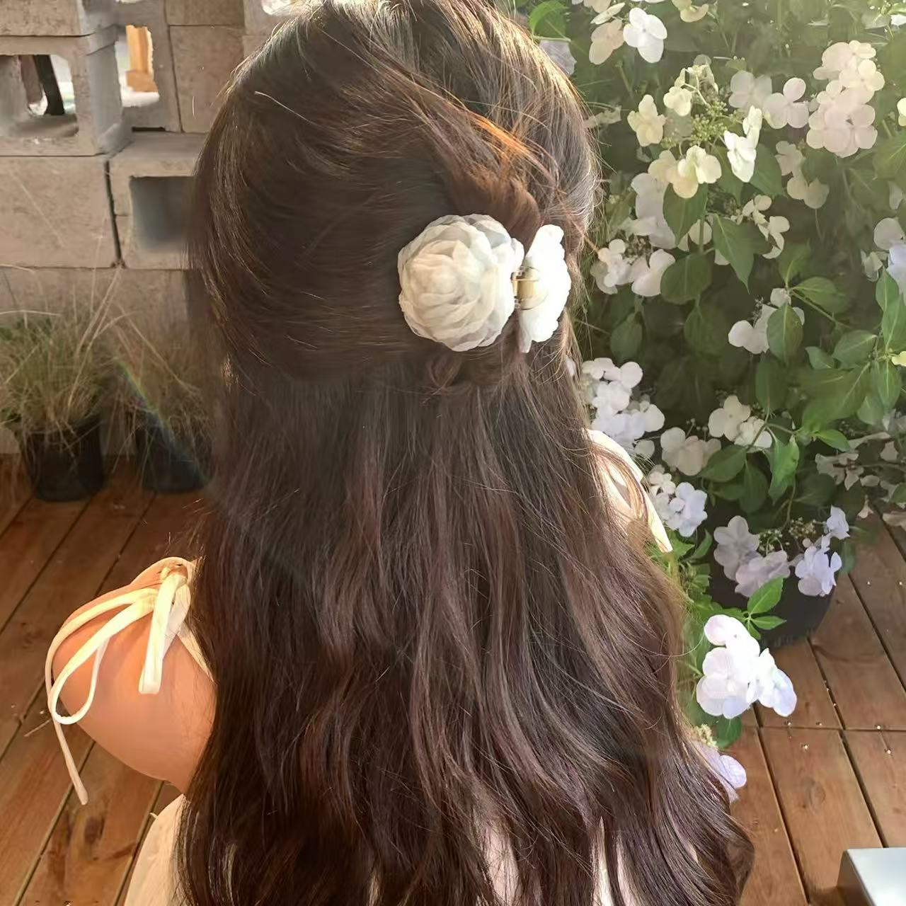 CuteHart Flower Claw Clip - Delicate Fancy Claw Clip with Camellia Flower Design for an Elegant Look 2pcs 新中式山茶花抓夹呈现温婉古典气质