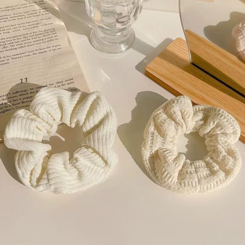 CuteHart Forest Style Hair Tie for Women - Elastic Hair Ties for a Natural Look 2pcs 森系大肠发圈适合女性的弹力发圈展现自然发型