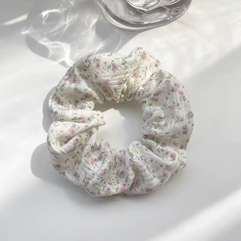 CuteHart Forest Style Hair Tie for Women - Elastic Hair Ties for a Natural Look 2pcs 森系大肠发圈适合女性的弹力发圈展现自然发型