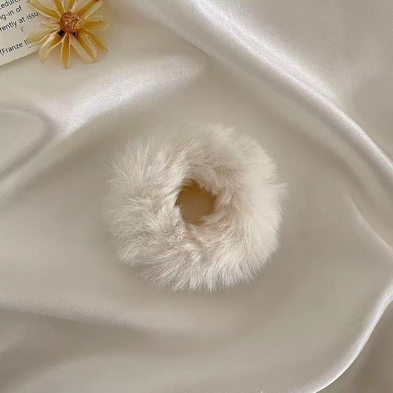 CuteHart Forest Style Hair Tie for Women - Elastic Hair Ties for a Natural Look 2pcs 森系大肠发圈适合女性的弹力发圈展现自然发型