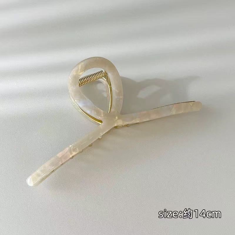 CuteHart Hair Claw Clip - Elegant and Chic Hair Claw Clip for a Sophisticated Look 2pcs 优雅气质醋酸抓夹展现精致魅力