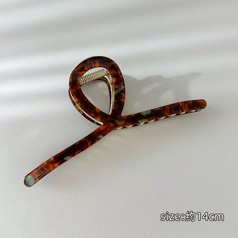 CuteHart Hair Claw Clip - Elegant and Chic Hair Claw Clip for a Sophisticated Look 2pcs 优雅气质醋酸抓夹展现精致魅力