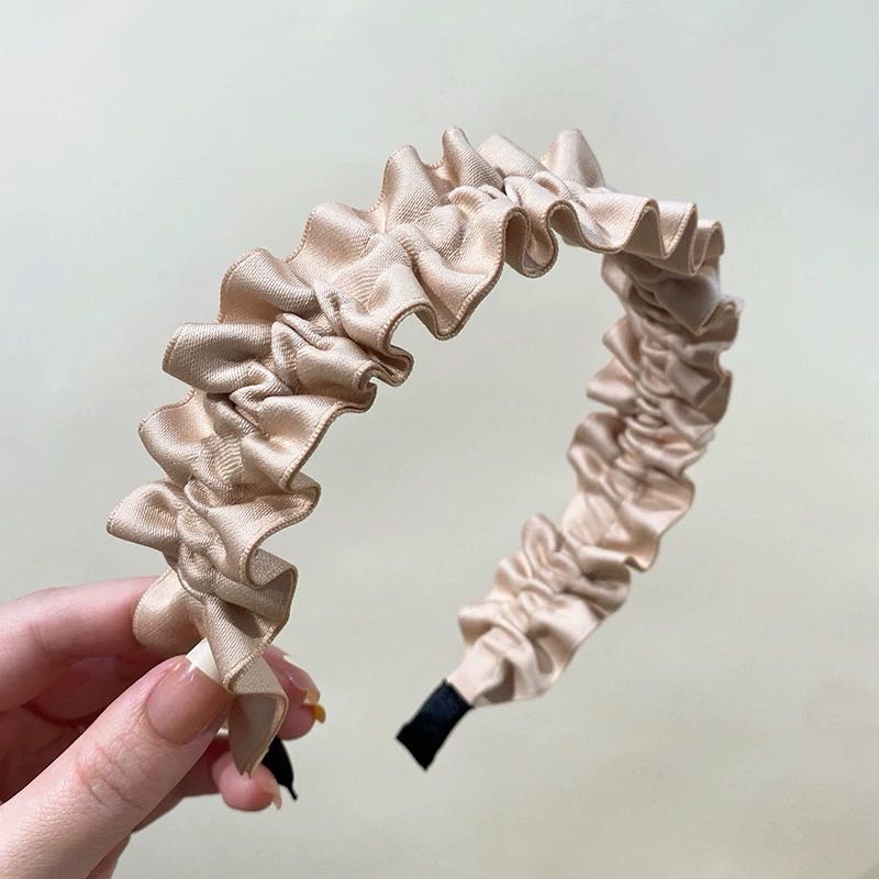 CuteHart Hair Headband - Refined Fabric Headband for an Elevated and Modern Look 2pcs 高级布艺头箍呈现沉稳精致风格