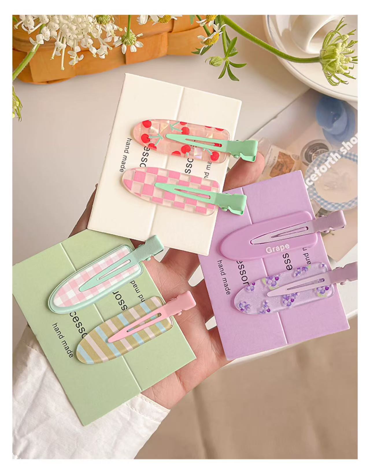 CuteHart Juice-Inspired Cute Hair Clip - Fun and Stylish Bangs Hair Clip for a Sweet Look 2pcs 可爱果汁无痕发夹为发型增添俏皮甜美的感觉