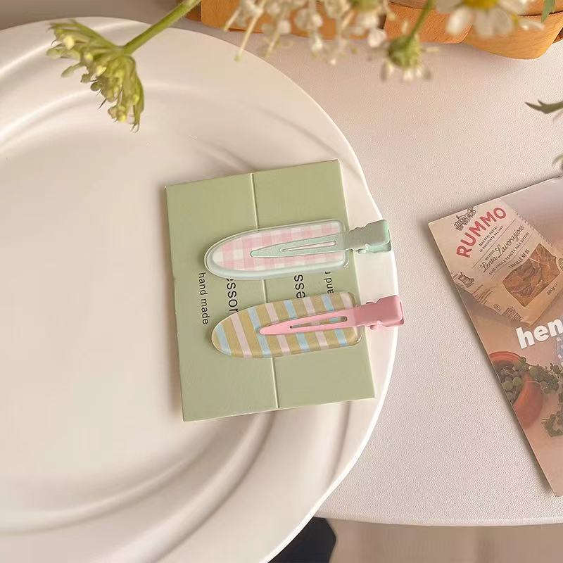 CuteHart Juice-Inspired Cute Hair Clip - Fun and Stylish Bangs Hair Clip for a Sweet Look 2pcs 可爱果汁无痕发夹为发型增添俏皮甜美的感觉