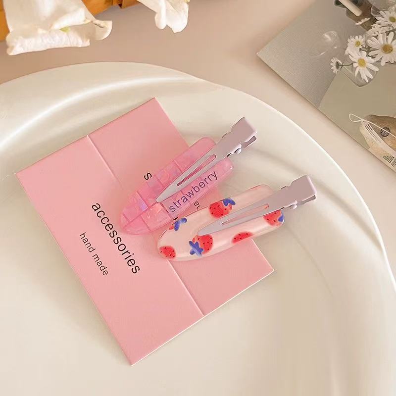 CuteHart Juice-Inspired Cute Hair Clip - Fun and Stylish Bangs Hair Clip for a Sweet Look 2pcs 可爱果汁无痕发夹为发型增添俏皮甜美的感觉