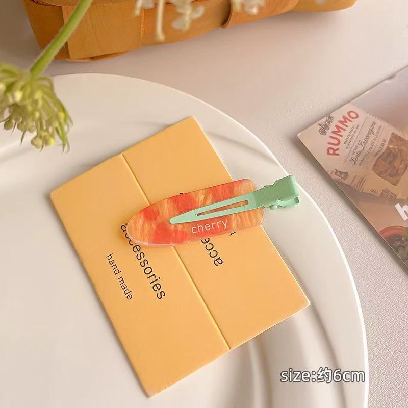 CuteHart Juice-Inspired Cute Hair Clip - Fun and Stylish Bangs Hair Clip for a Sweet Look 2pcs 可爱果汁无痕发夹为发型增添俏皮甜美的感觉
