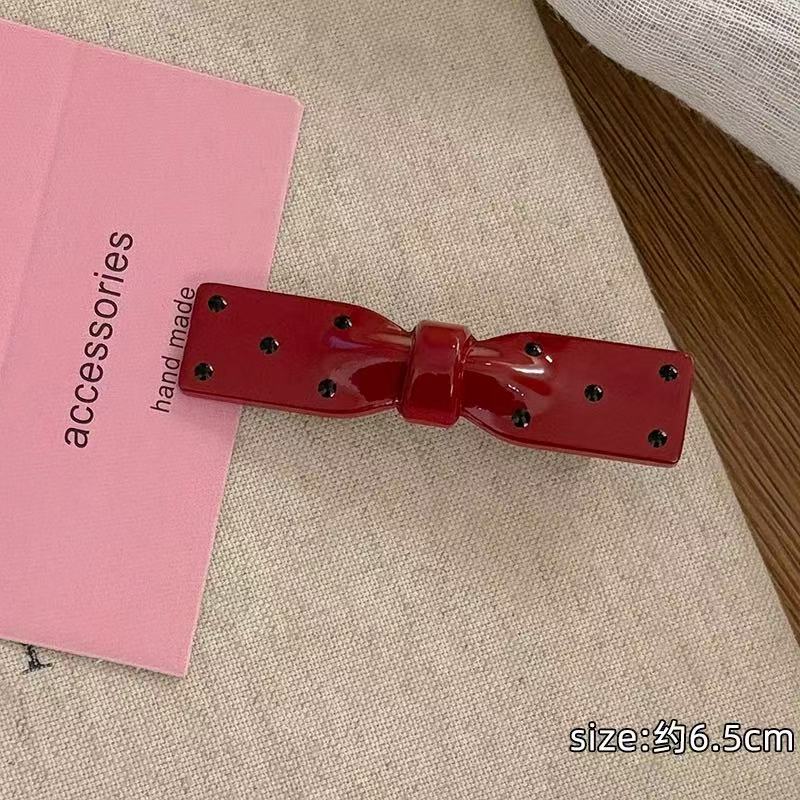 CuteHart Polka Dot Bow Hair Clip - Sweet and Chic Hair Accessory for Everyday Style 2pcs 波点蝴蝶结发夹甜美时尚的日常发饰