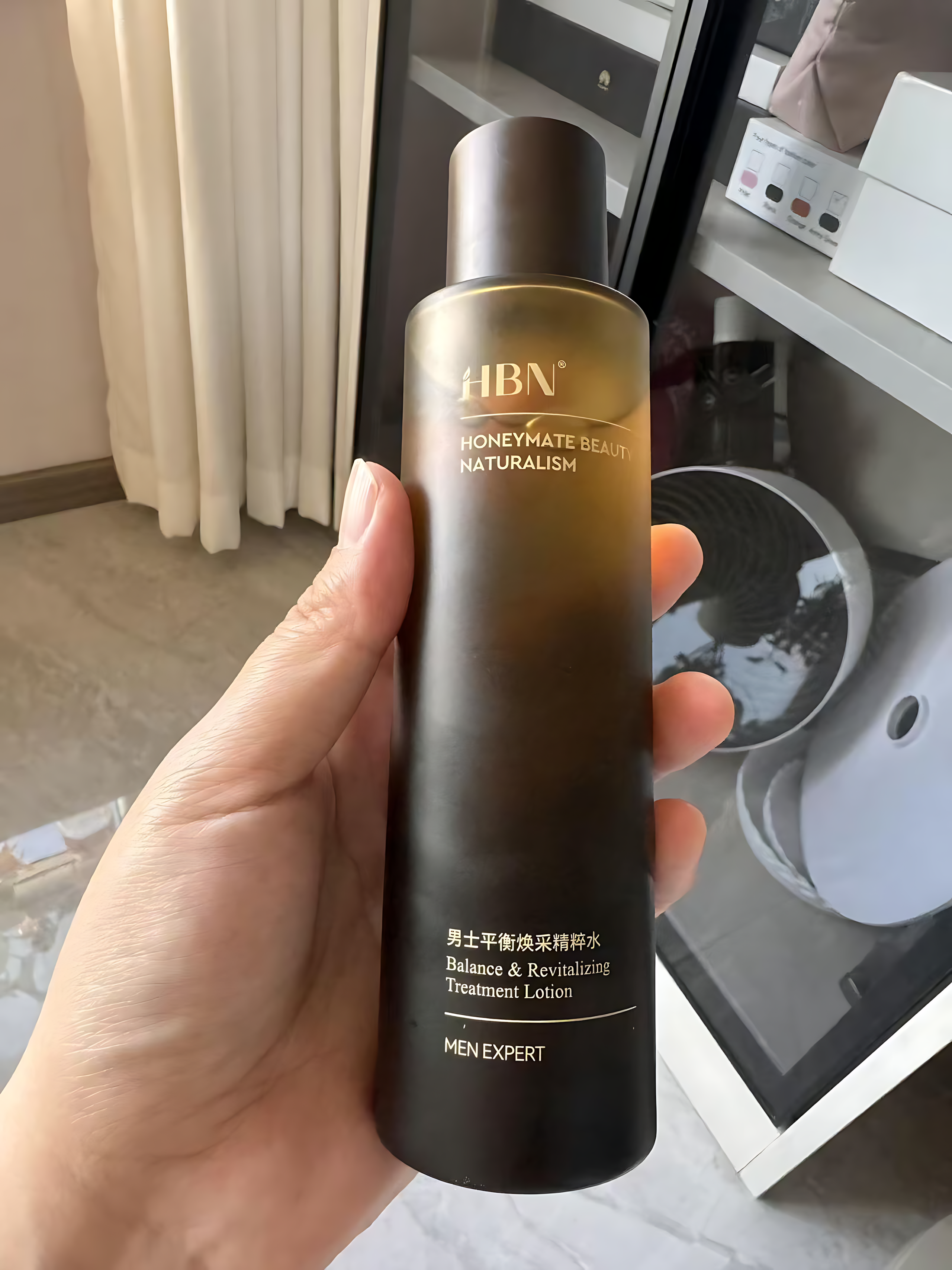 HBN Men's Balance & Revitalizing Treatment lotion 120ml HBN男士平衡焕采精粹水