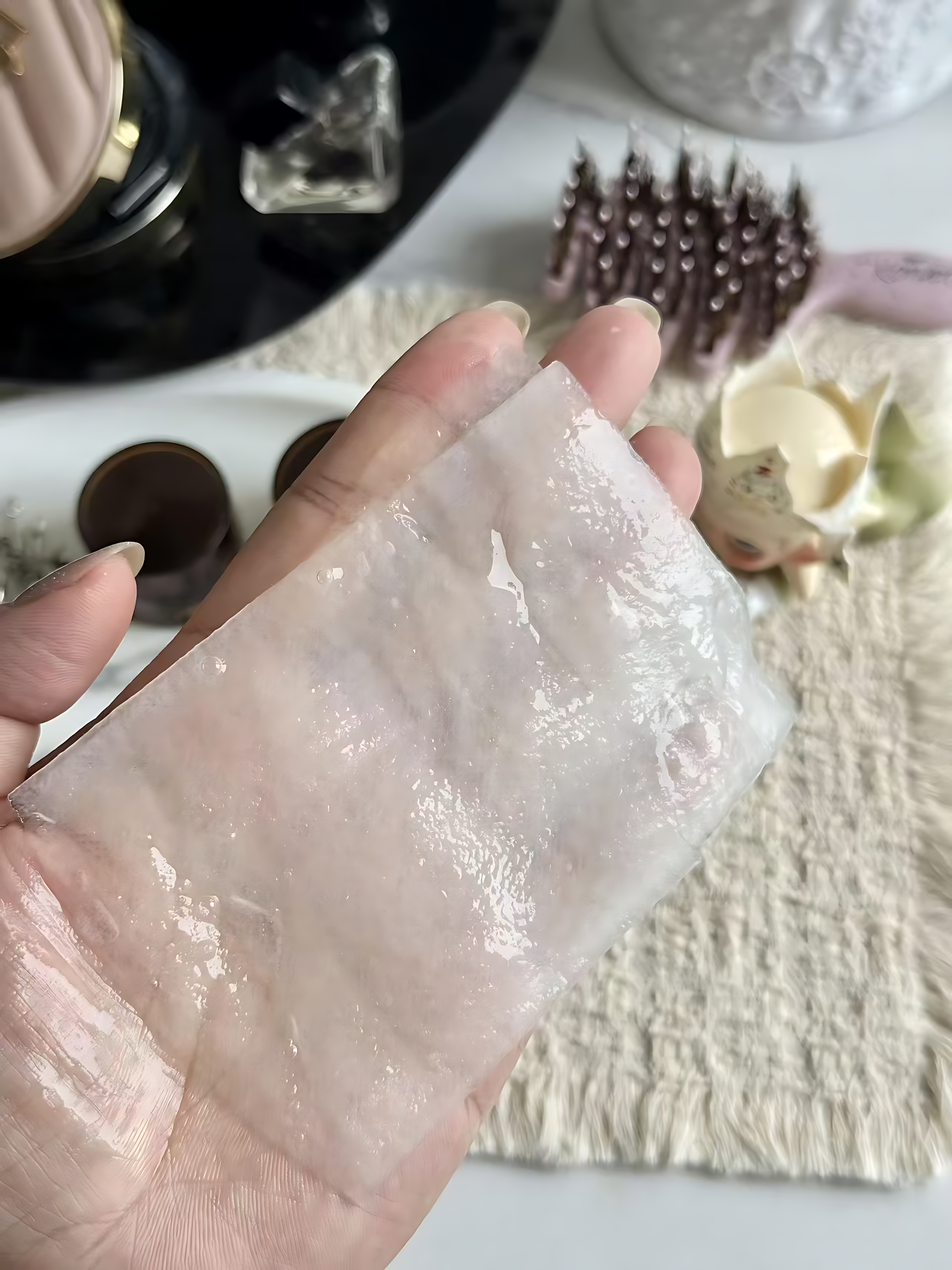 HBN α-Arbutin Revitalizing Essence Mask 28ml*5pcs/box HBNα-熊果苷焕颜精萃面膜