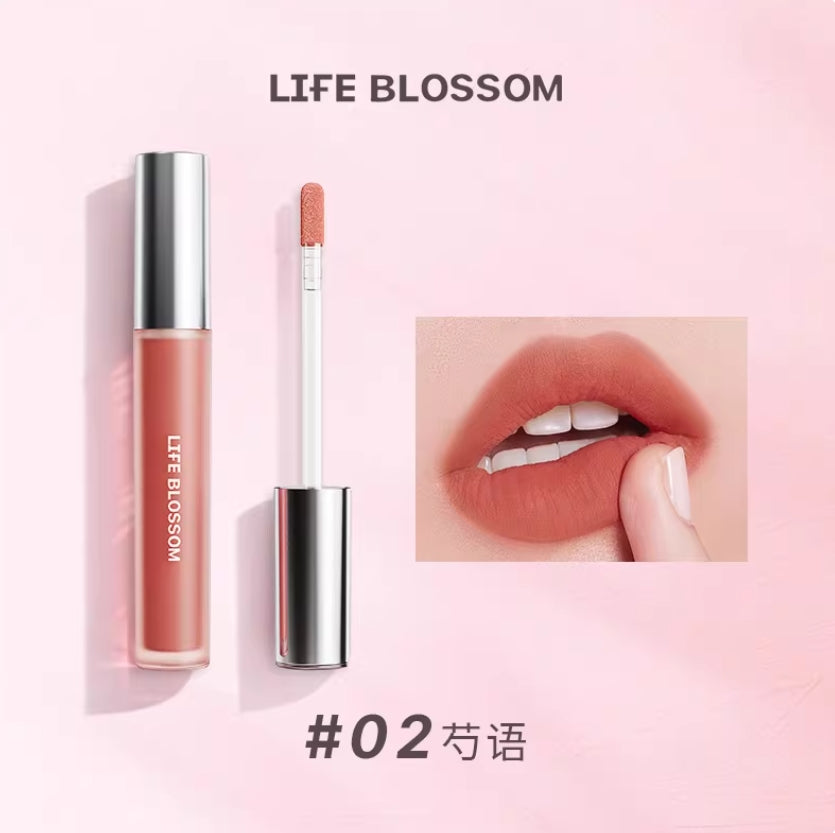 Tiktok/Douyin Hot Life Blossom Velvet Cloud Lip Mousse 3.5g 【Tiktok抖音爆款】绽界绒雾云朵唇泥
