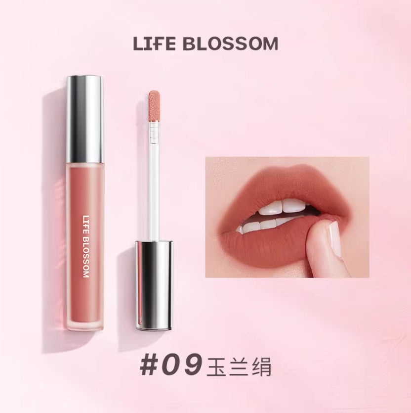 Tiktok/Douyin Hot Life Blossom Velvet Cloud Lip Mousse 3.5g 【Tiktok抖音爆款】绽界绒雾云朵唇泥
