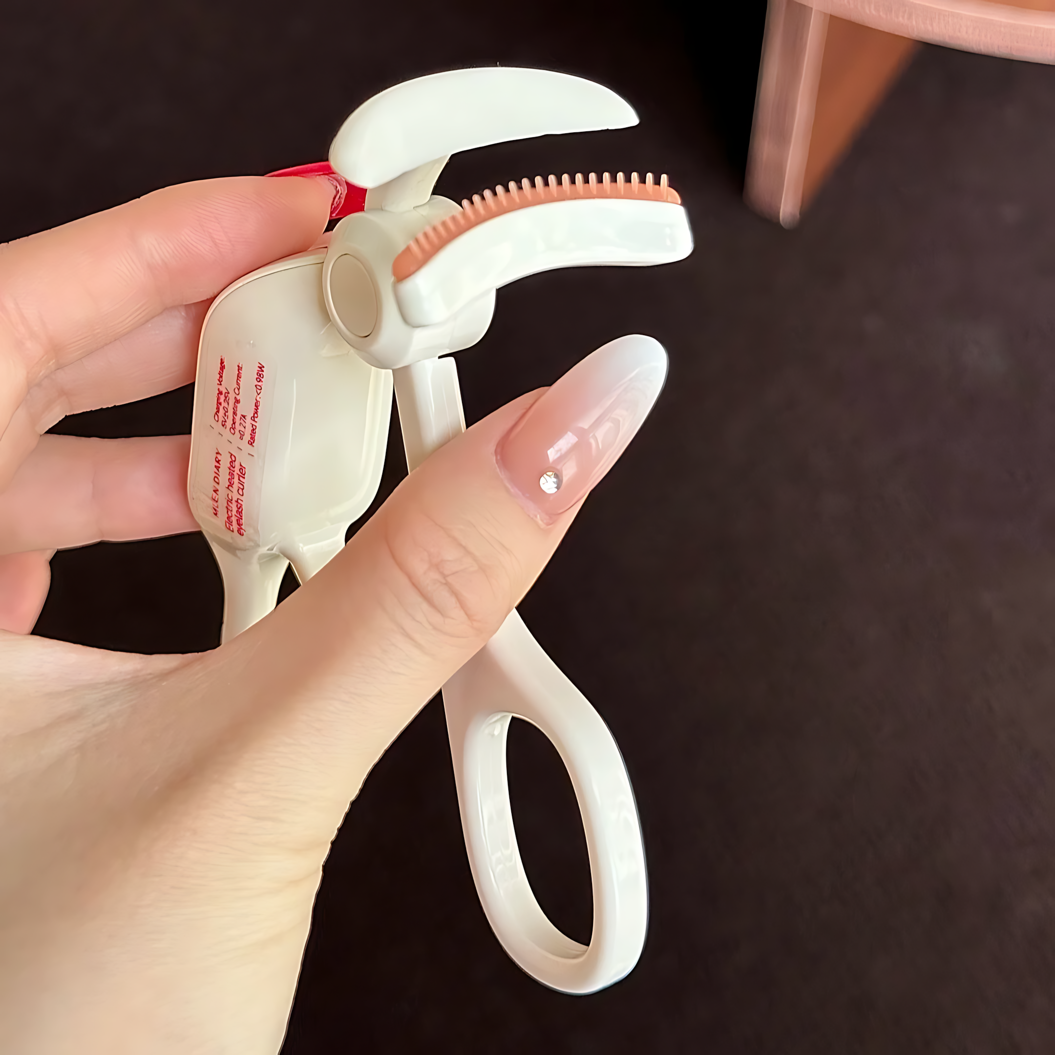 MLEN DIARY Heated Eyelash Curler 米兰日记电热睫毛夹