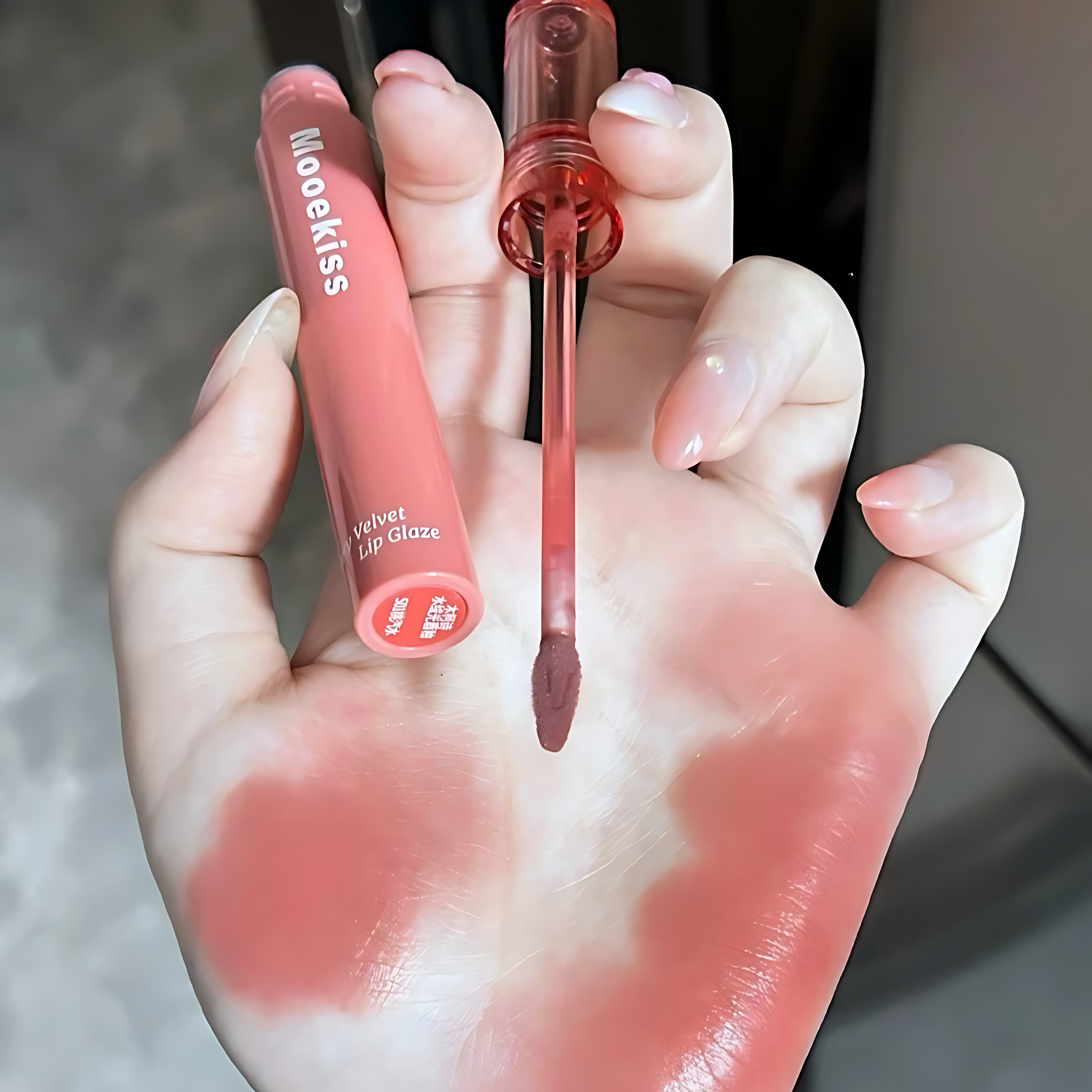 MOOEKISS Watery Velvet Lip Glaze 2g 木柯诗水绒光唇釉