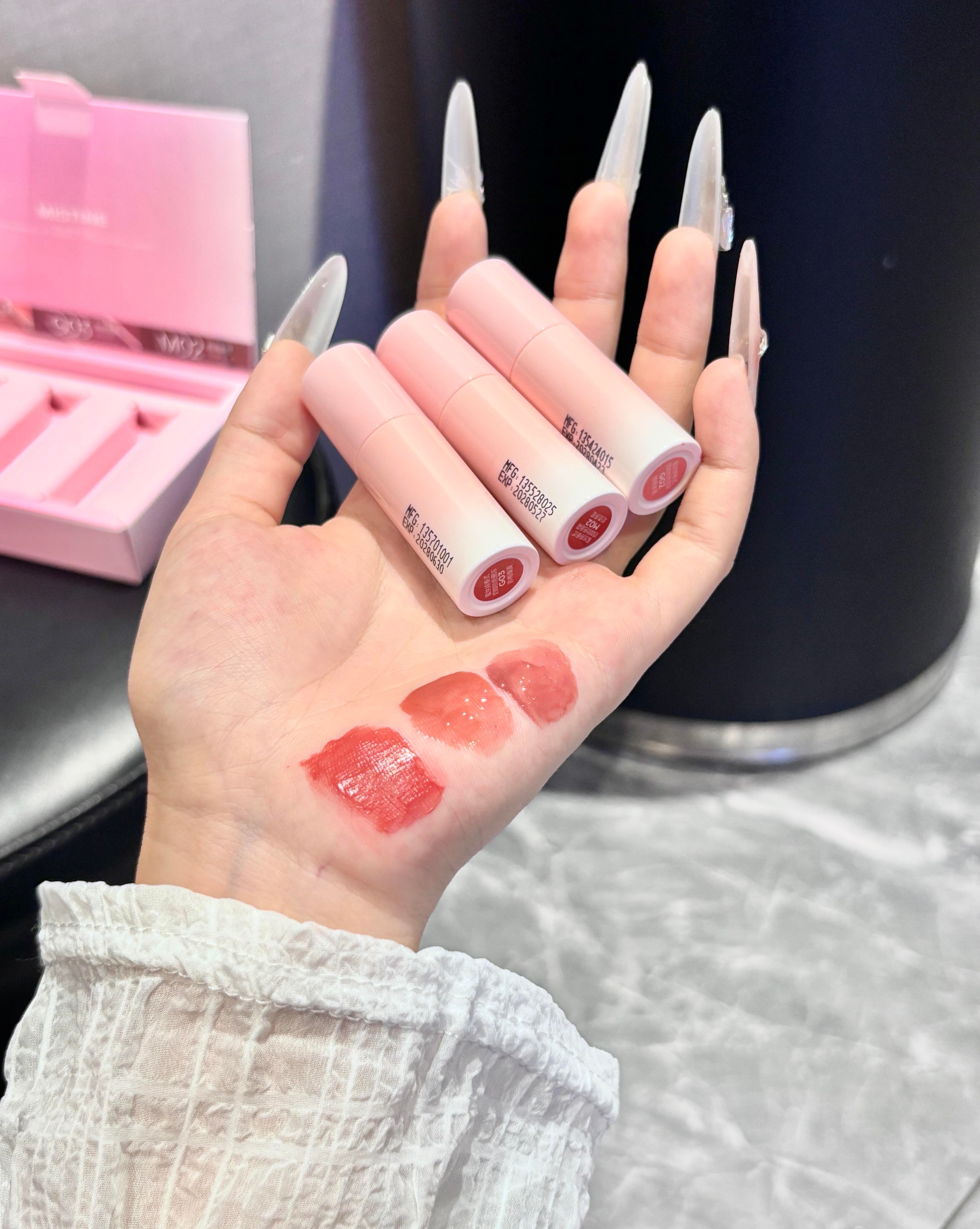 Mistine Thai Latte Mini Lip Glaze Kit 1g*3pcs 蜜丝婷泰式奶咖迷你唇釉礼盒