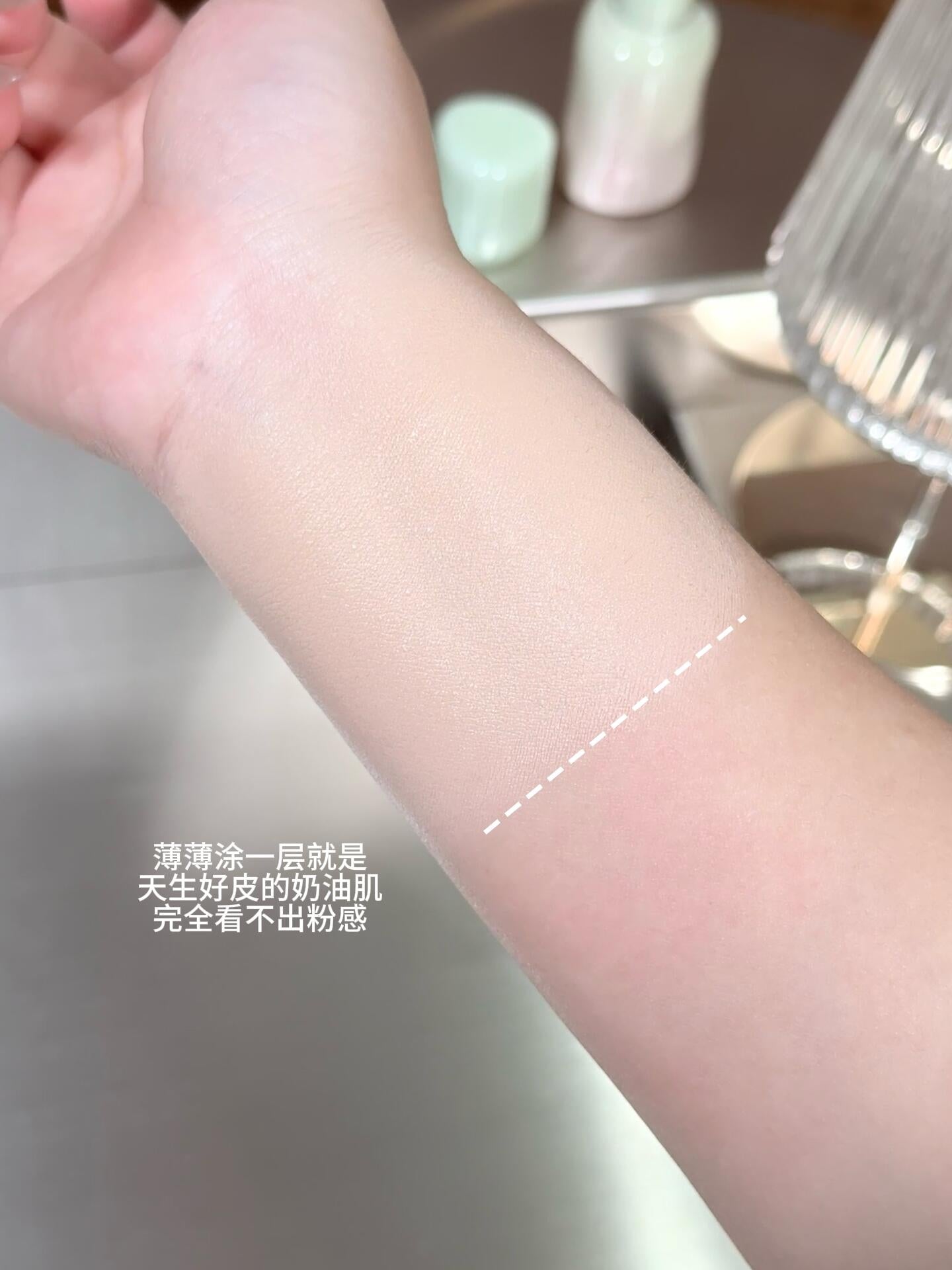 PASSIONAL LOVER Floral Limited Edition Creamy Skin Velvet Foundation 3.0 30g 恋火花意限定奶油肌绒绒粉底液3.0