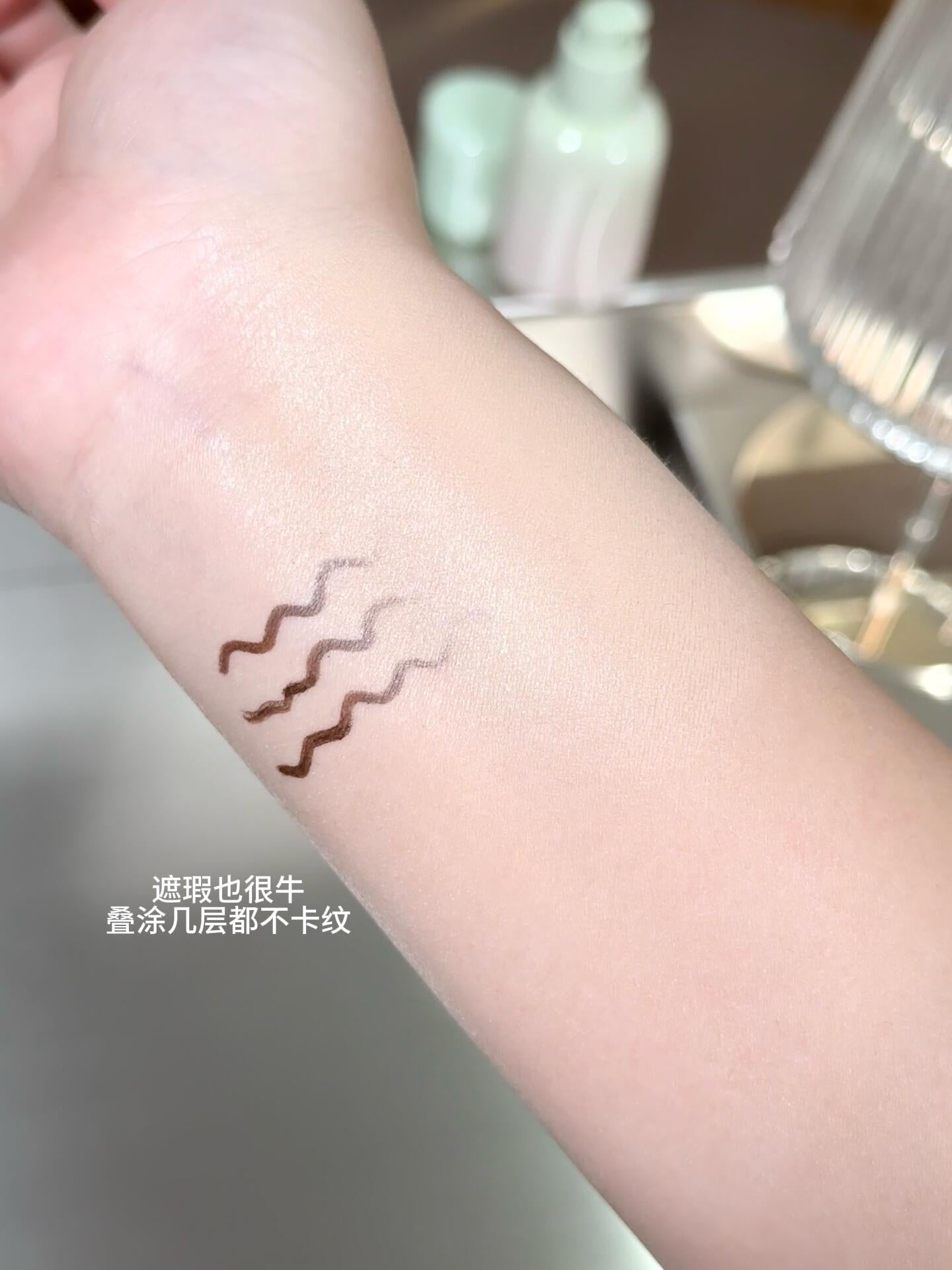 PASSIONAL LOVER Floral Limited Edition Creamy Skin Velvet Foundation 3.0 30g 恋火花意限定奶油肌绒绒粉底液3.0