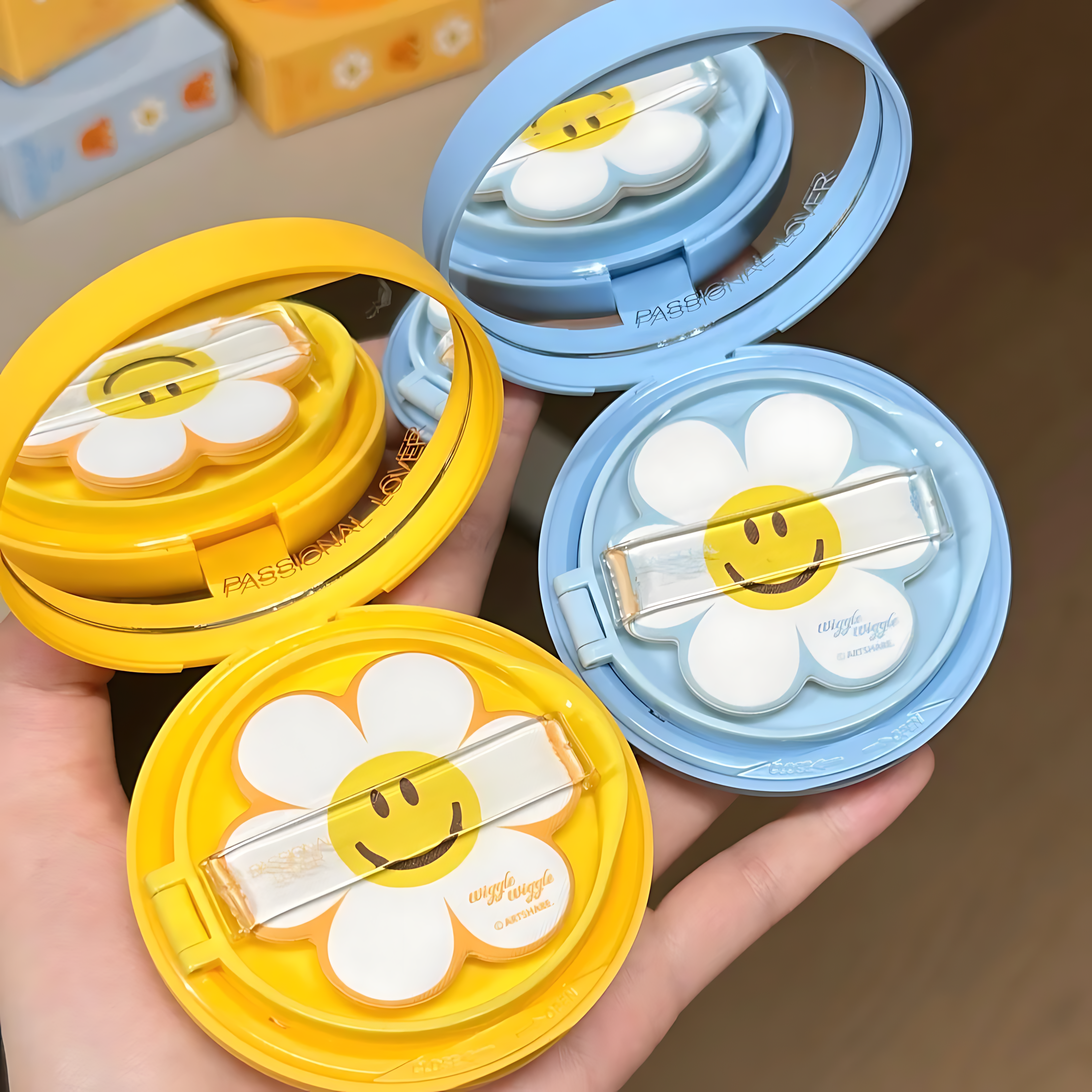 PASSIONAL LOVER Paradise Limited Velvety Sunscreen Cushion Foundation SPF50+ PA+++ 12g 恋火乐园限定绒绒防晒气垫霜