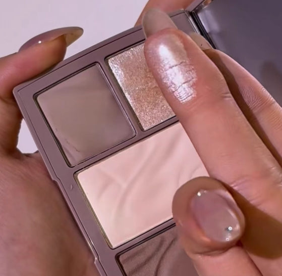 Pink Bear Attractive And Handy Makeup Palette 10g 皮可熊得心应手塑颜粉盘