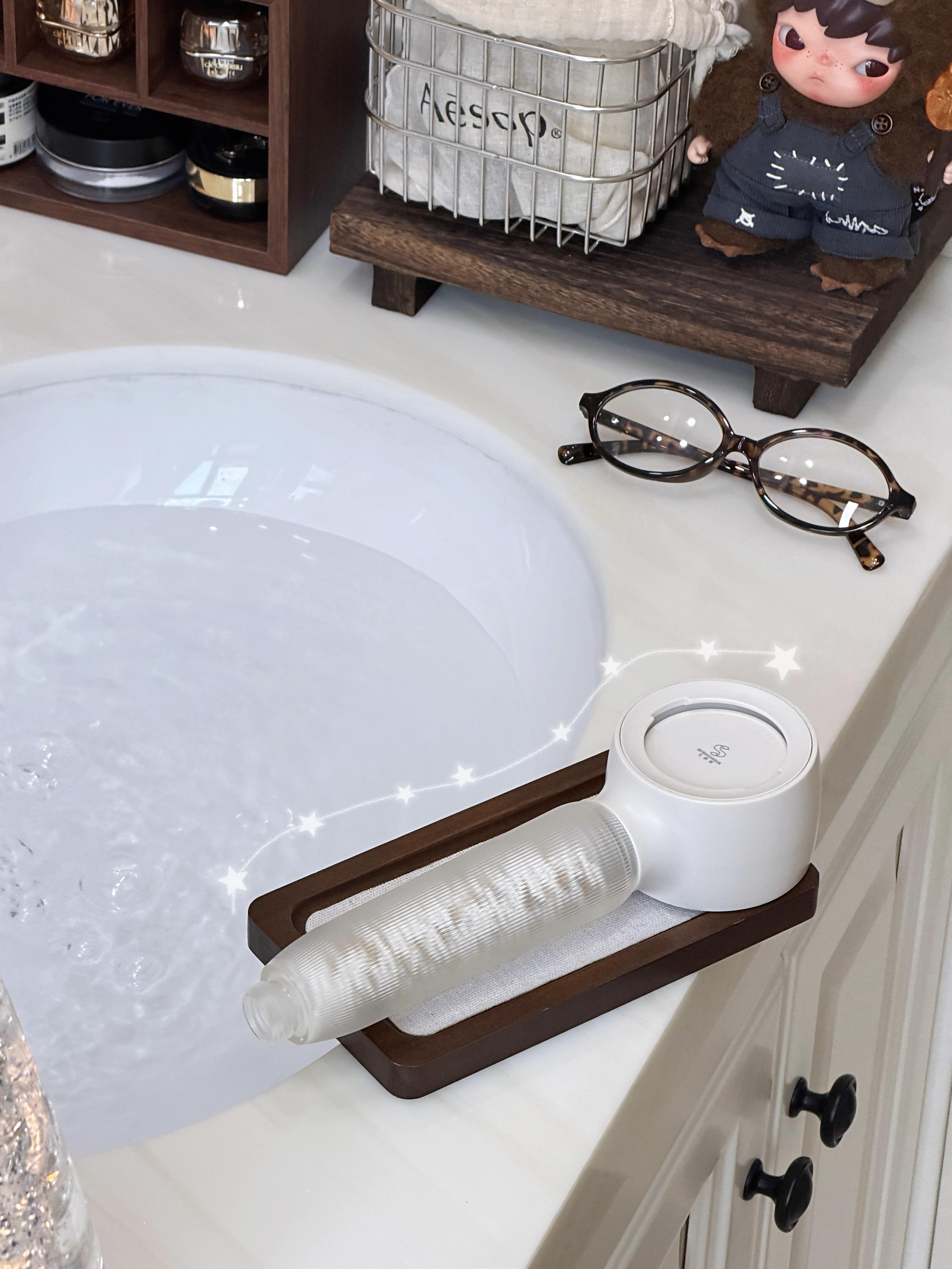 QISHUIHUA Detachable & Washable Shower Head – Chlorine Removal Edition 七水花可拆洗花洒-除氯抑菌款